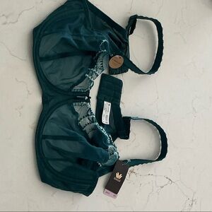 Wacoal Teal Sheer Bra 40D NWT